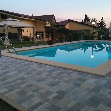 Bed and Breakfast Le Gatte Эболи Экстерьер фото