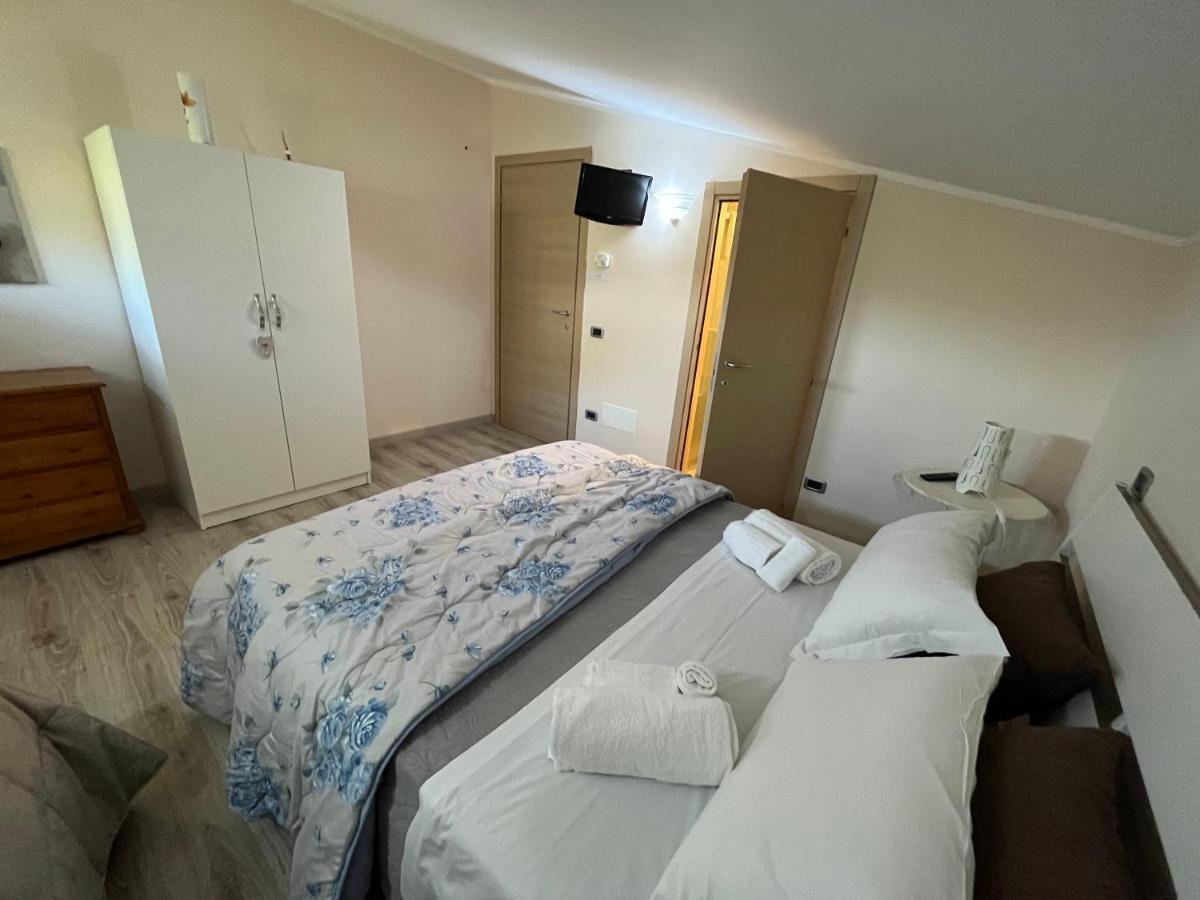 Bed and Breakfast Le Gatte Эболи Экстерьер фото