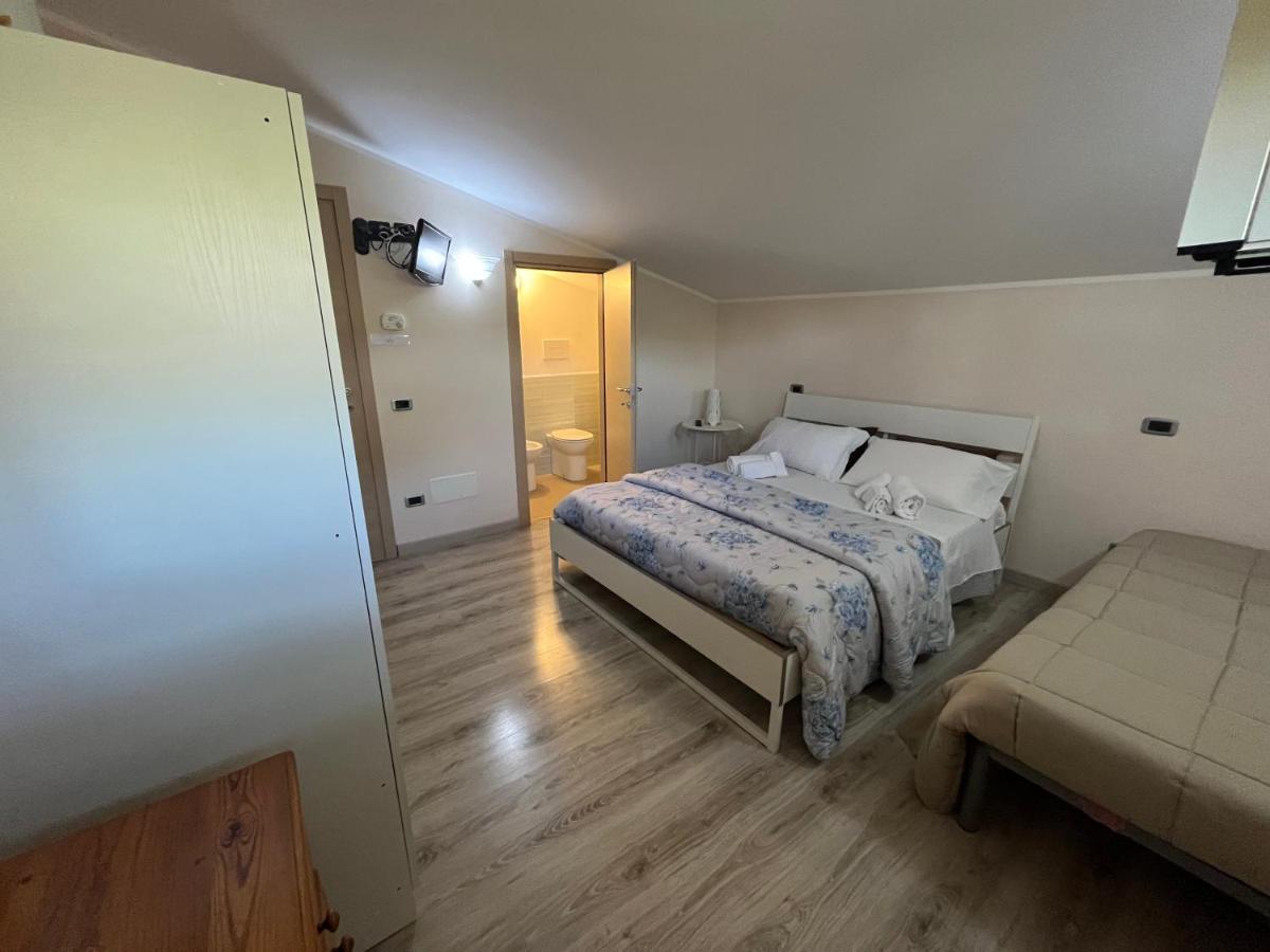Bed and Breakfast Le Gatte Эболи Экстерьер фото