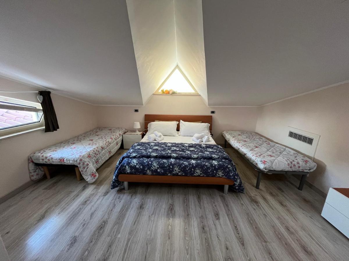 Bed and Breakfast Le Gatte Эболи Экстерьер фото