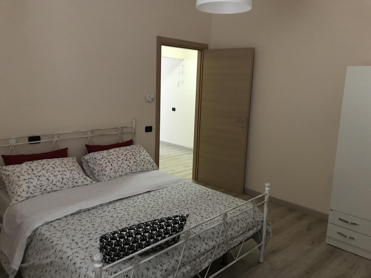 Bed and Breakfast Le Gatte Эболи Экстерьер фото